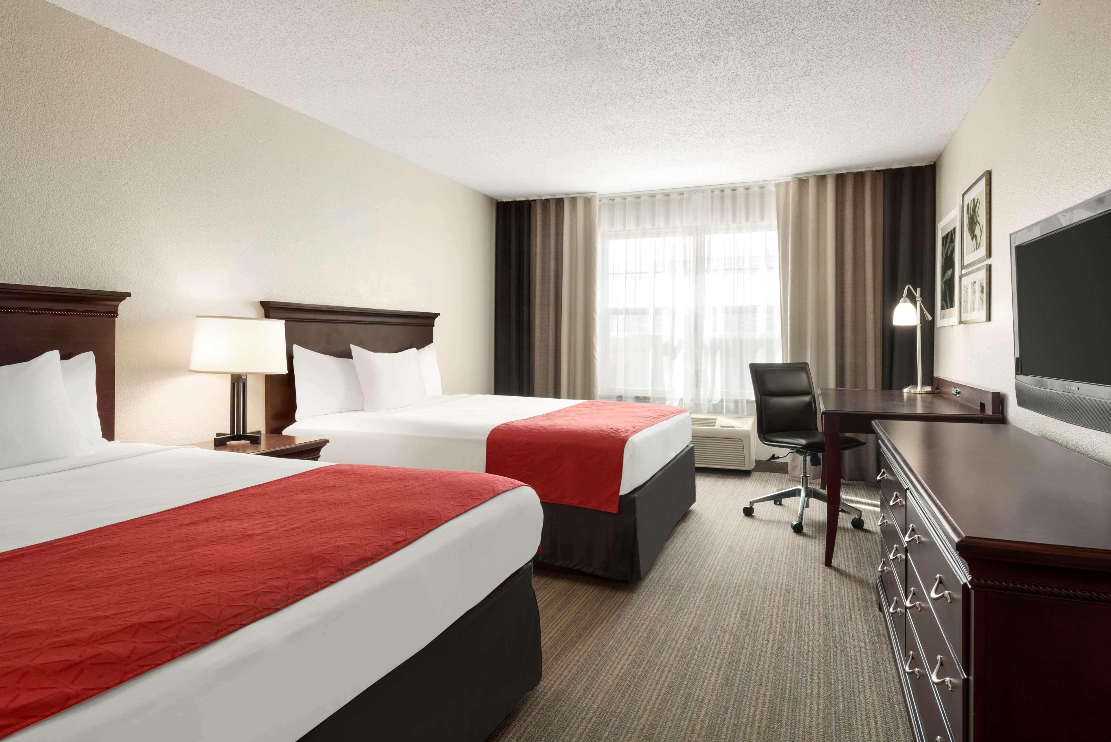 Country Inn & Suites By Radisson, Kansas City At Village West, Ks Bonner Springs Exteriér fotografie
