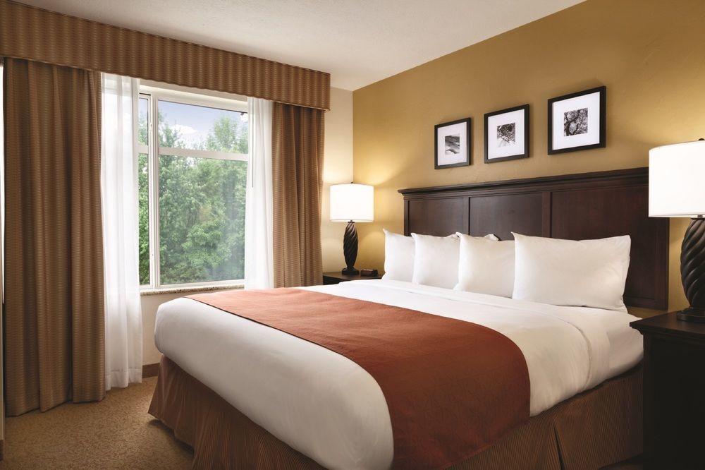 Country Inn & Suites By Radisson, Kansas City At Village West, Ks Bonner Springs Exteriér fotografie