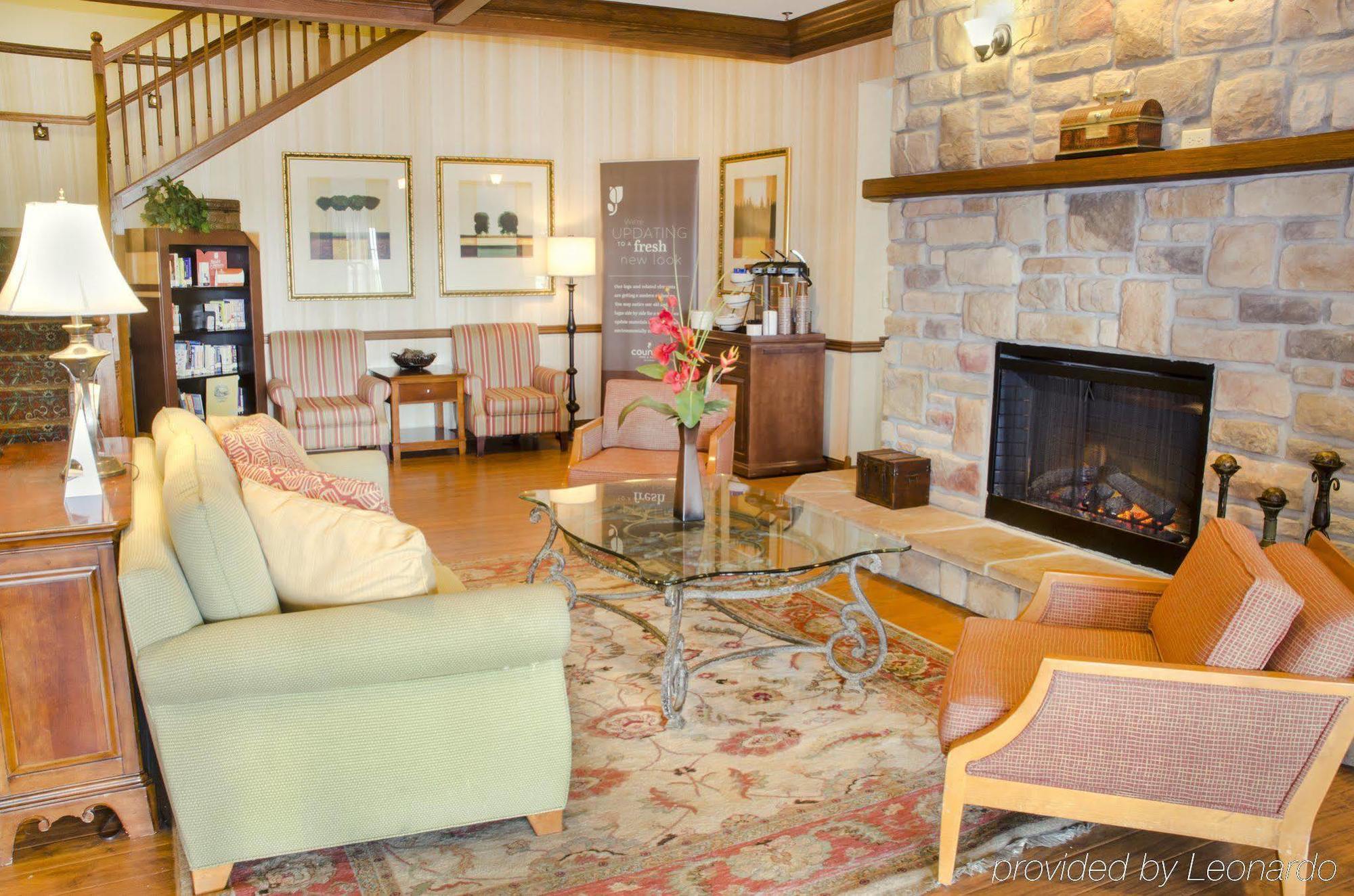 Country Inn & Suites By Radisson, Kansas City At Village West, Ks Bonner Springs Exteriér fotografie